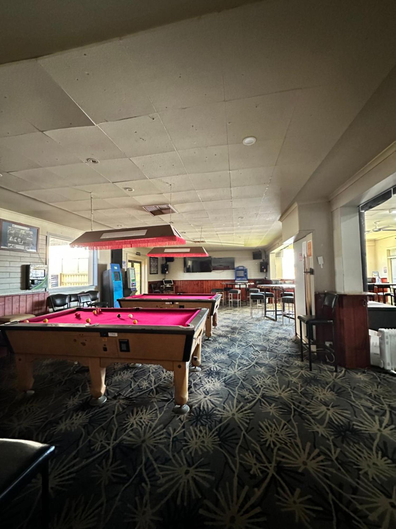 The Shamrock Hotel Balranald Ngoại thất bức ảnh